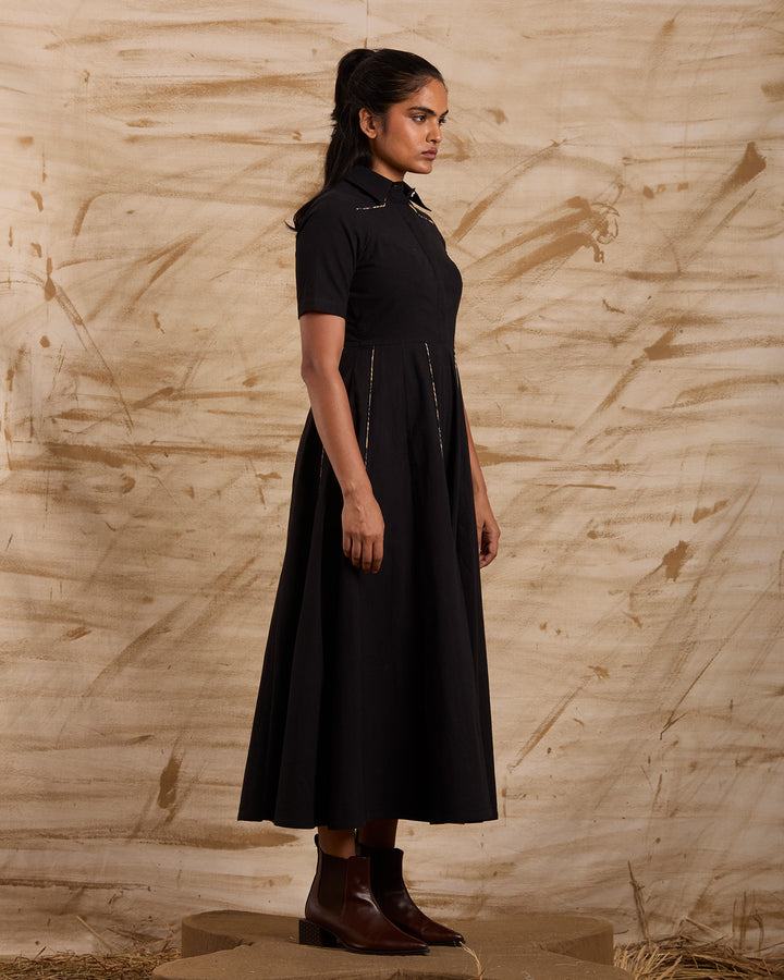 The Native Dress - Black