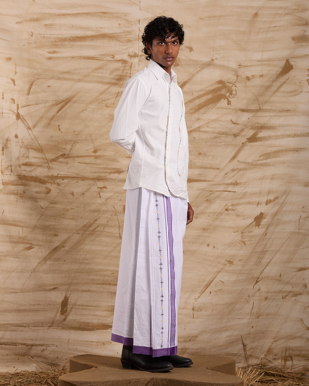 Veshti Embroidered - Purple
