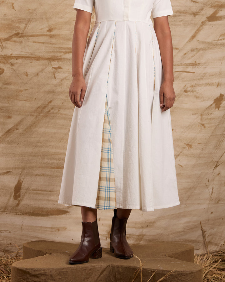 The Native Dress - White